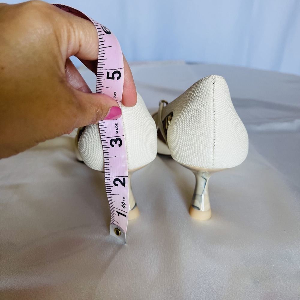 Louise et Cie Beige Soft Leather Chain Detail Heels Size 6.5 - Picture 5 of 11